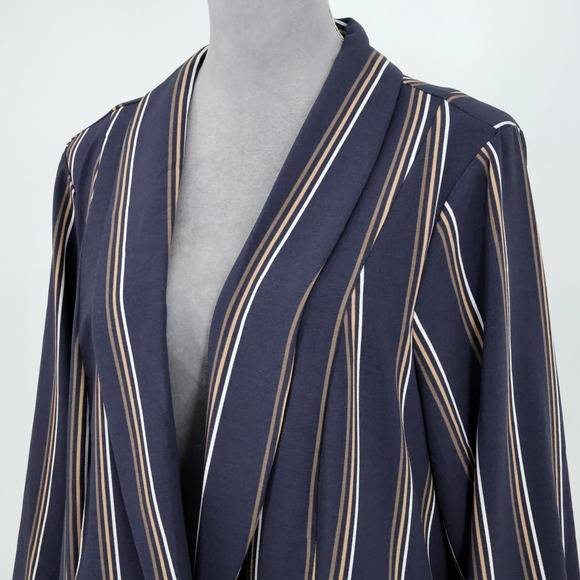 Torrid Jacket 3 Plus Size 3X Gray Striped Crop Open Shawl Collar Pockets Lined - Picture 8 of 15